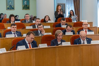 Найти работу помогут